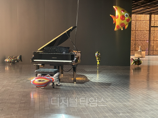 필립 파레노 개인전 '보이스'(VOICES) 전시 전경. 사진=박은희 기자